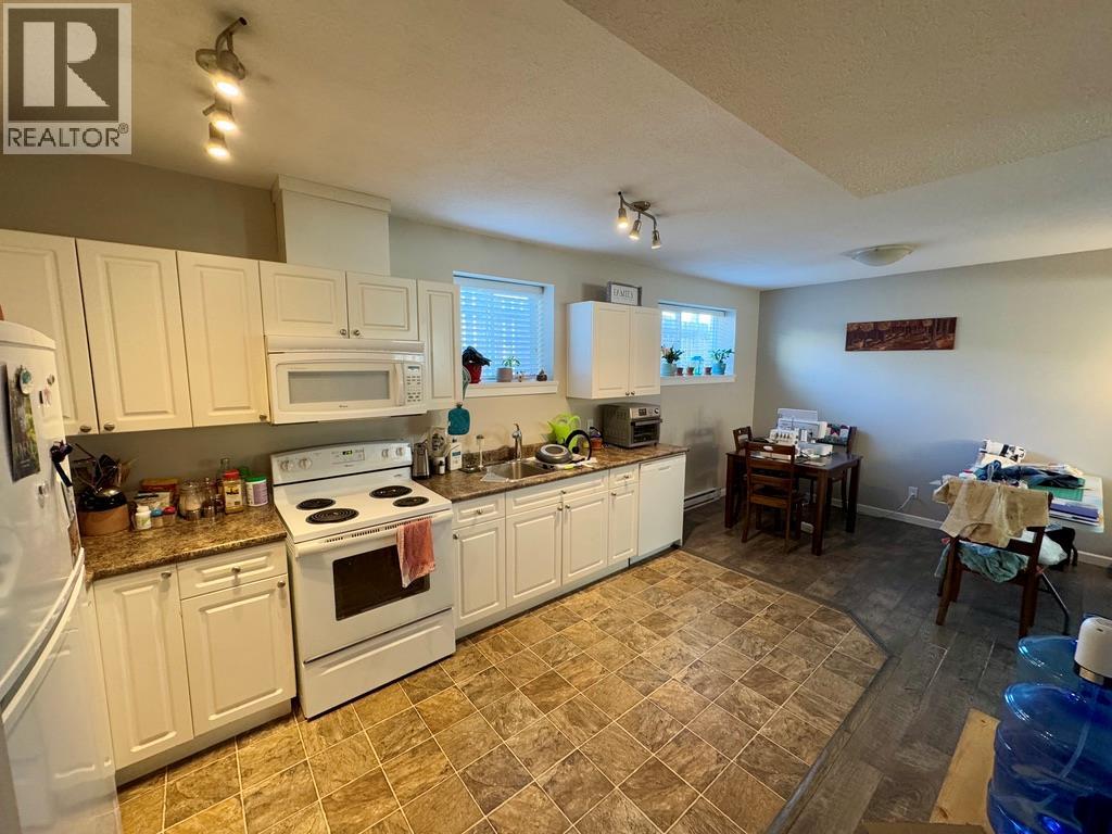 1323/1325 101 Avenue, Dawson Creek