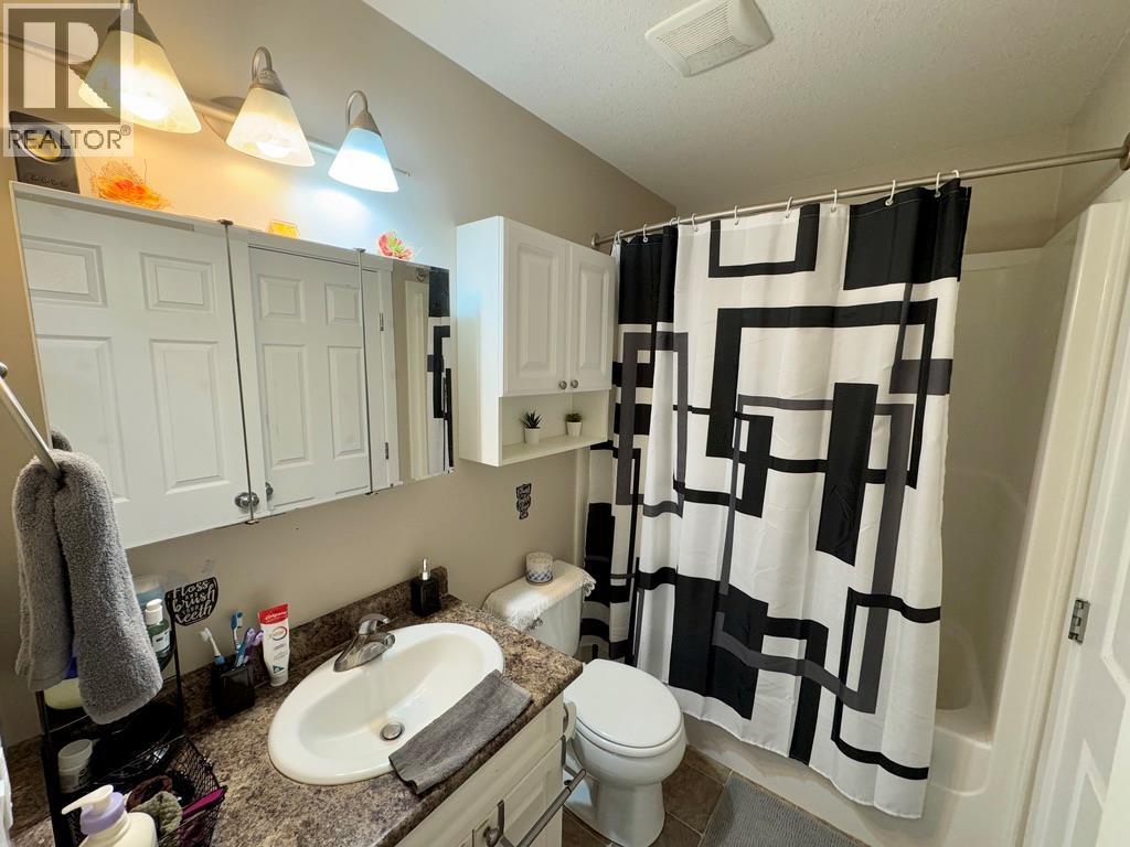 1323/1325 101 Avenue, Dawson Creek