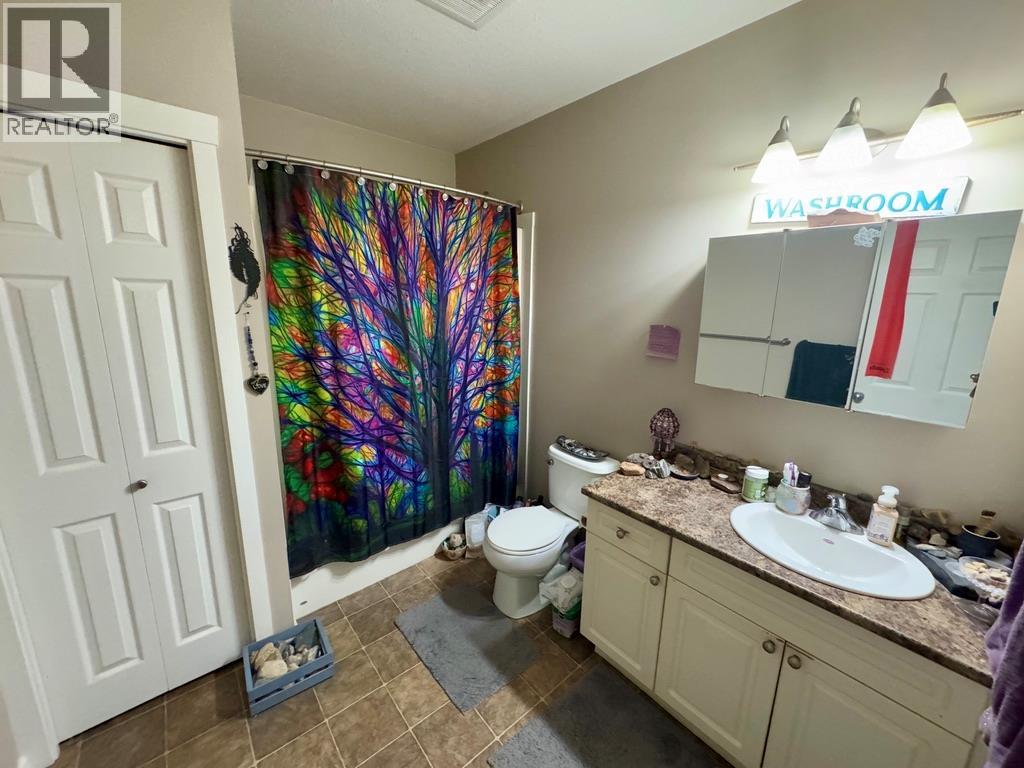 1323/1325 101 Avenue, Dawson Creek
