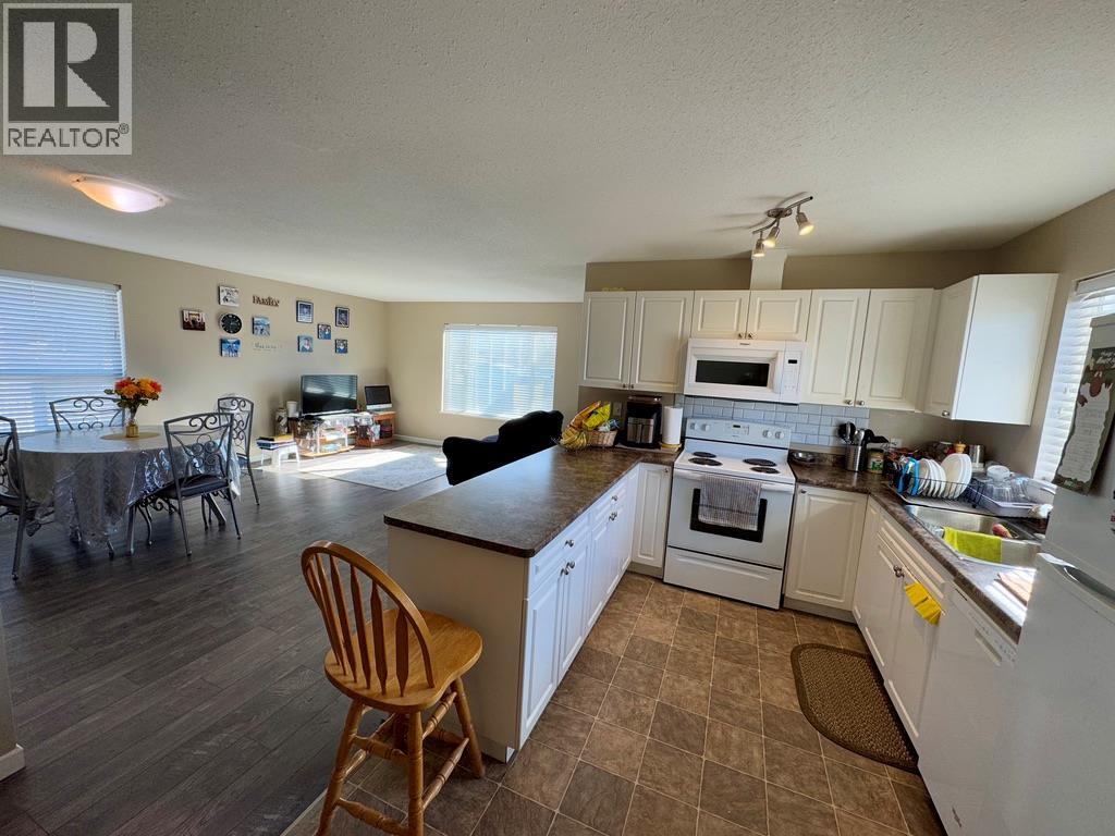 1323/1325 101 Avenue, Dawson Creek
