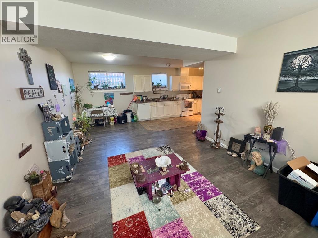 1323/1325 101 Avenue, Dawson Creek