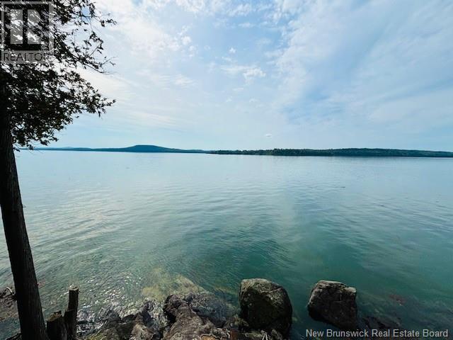 Hills Point Road Oak Bay