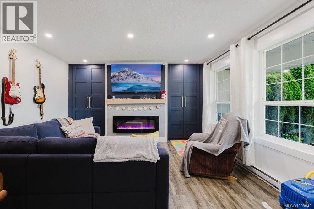 6974 Larkspur Rd, Sooke