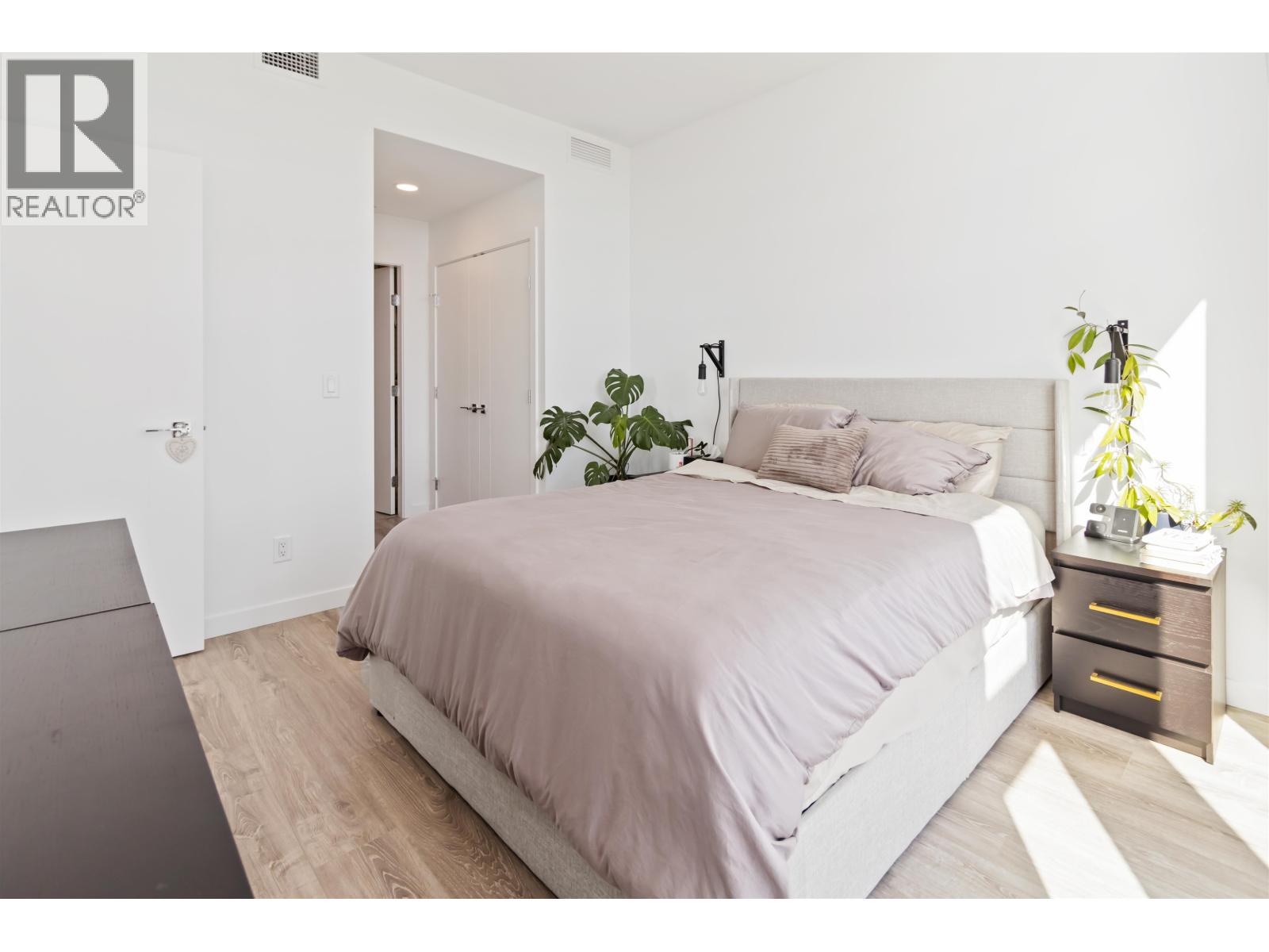 2508 680 QUAYSIDE DRIVE, New Westminster