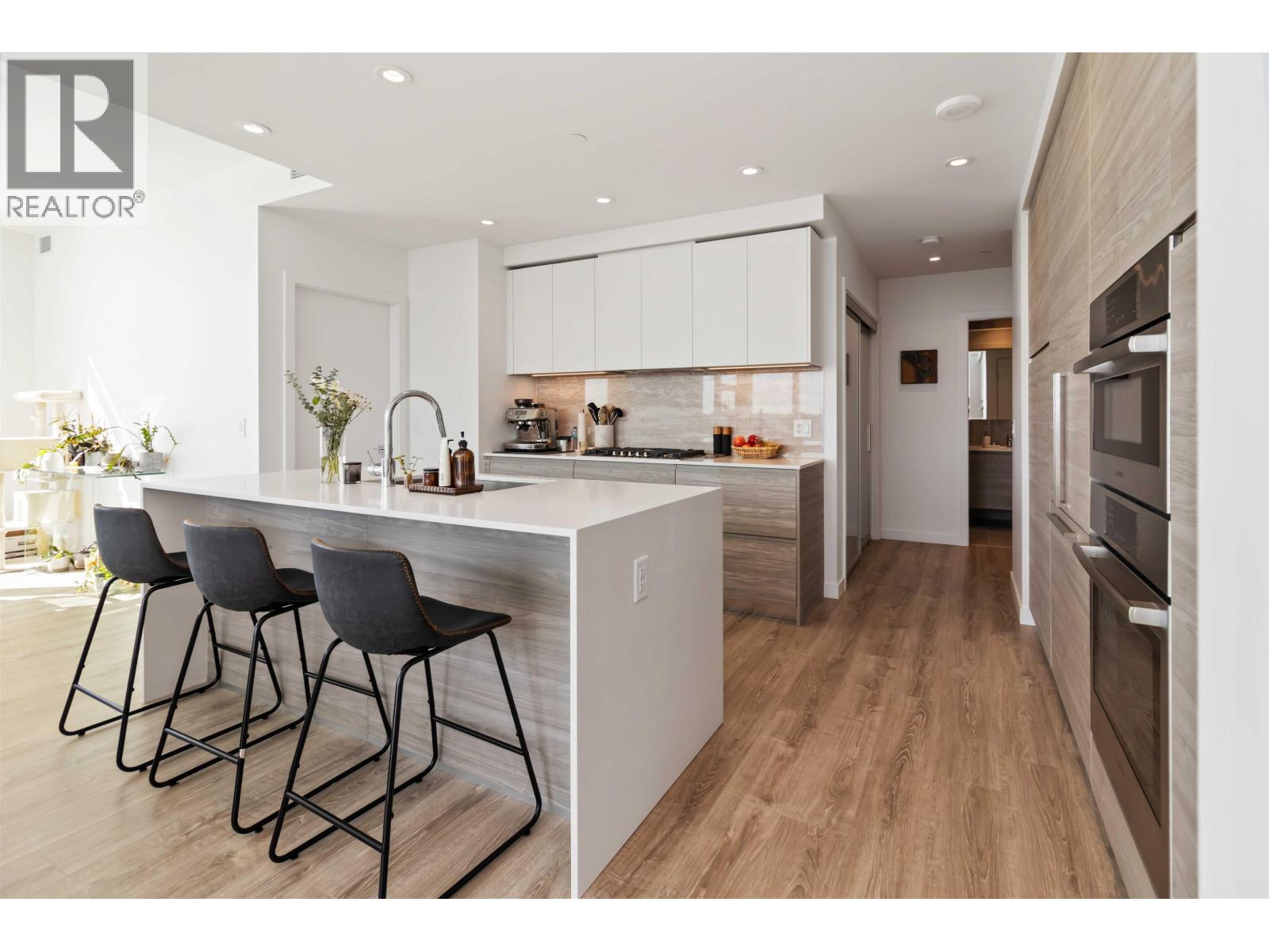 2508 680 QUAYSIDE DRIVE, New Westminster
