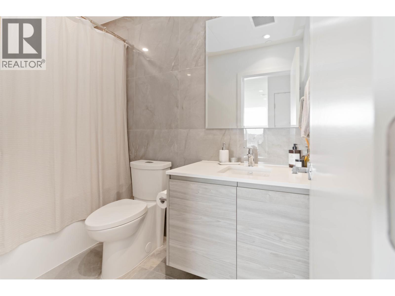 2508 680 QUAYSIDE DRIVE, New Westminster