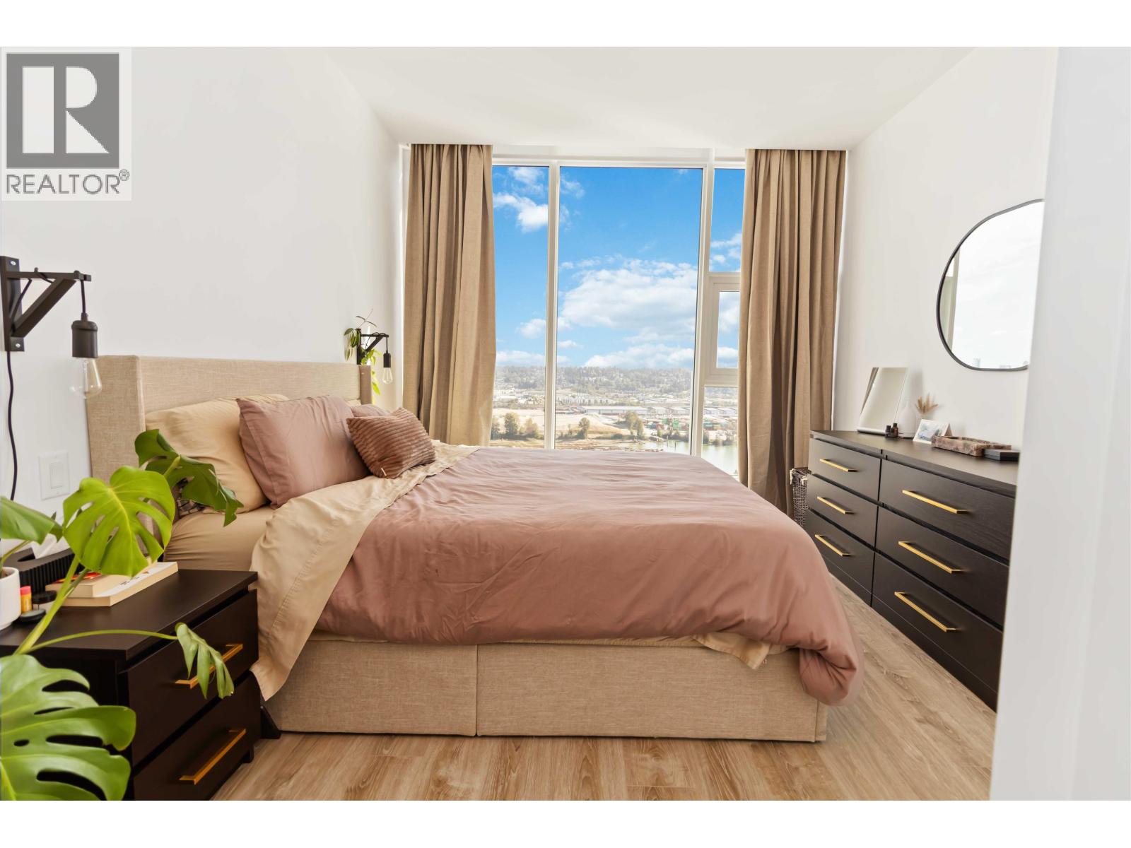 2508 680 QUAYSIDE DRIVE, New Westminster