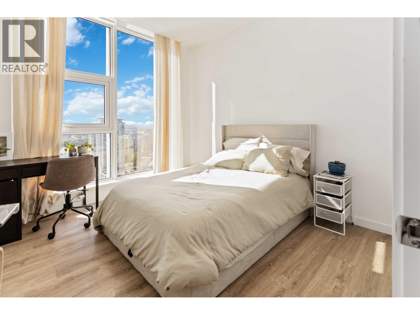 2508 680 QUAYSIDE DRIVE, New Westminster