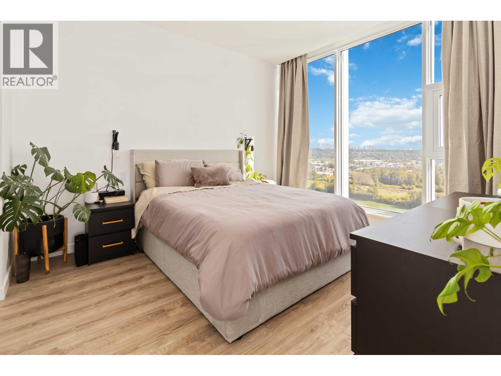 2508 680 QUAYSIDE DRIVE, New Westminster
