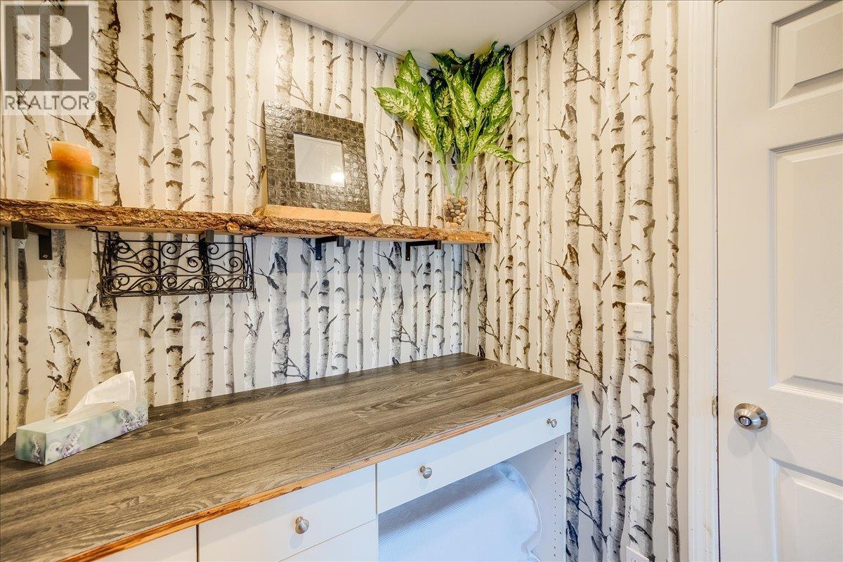 620 10th Avenue, Castlegar