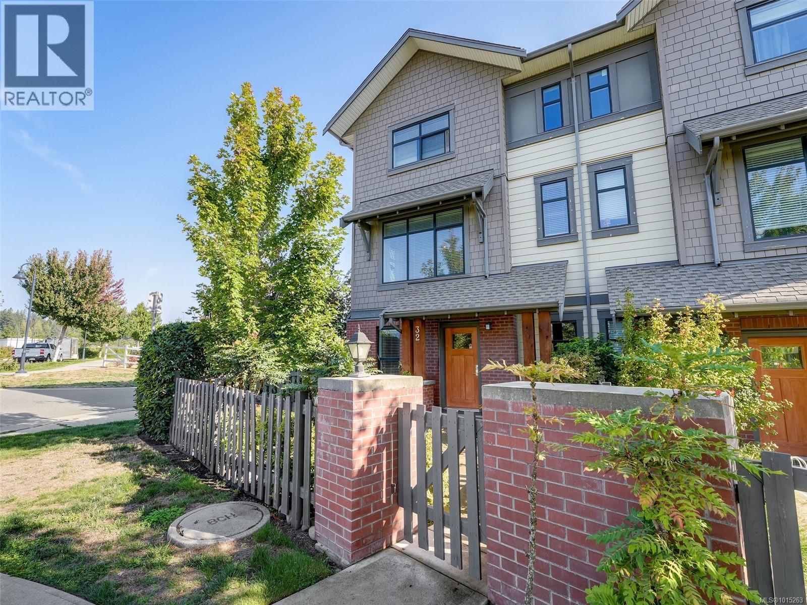 32 350 Latoria Boulevard, Colwood