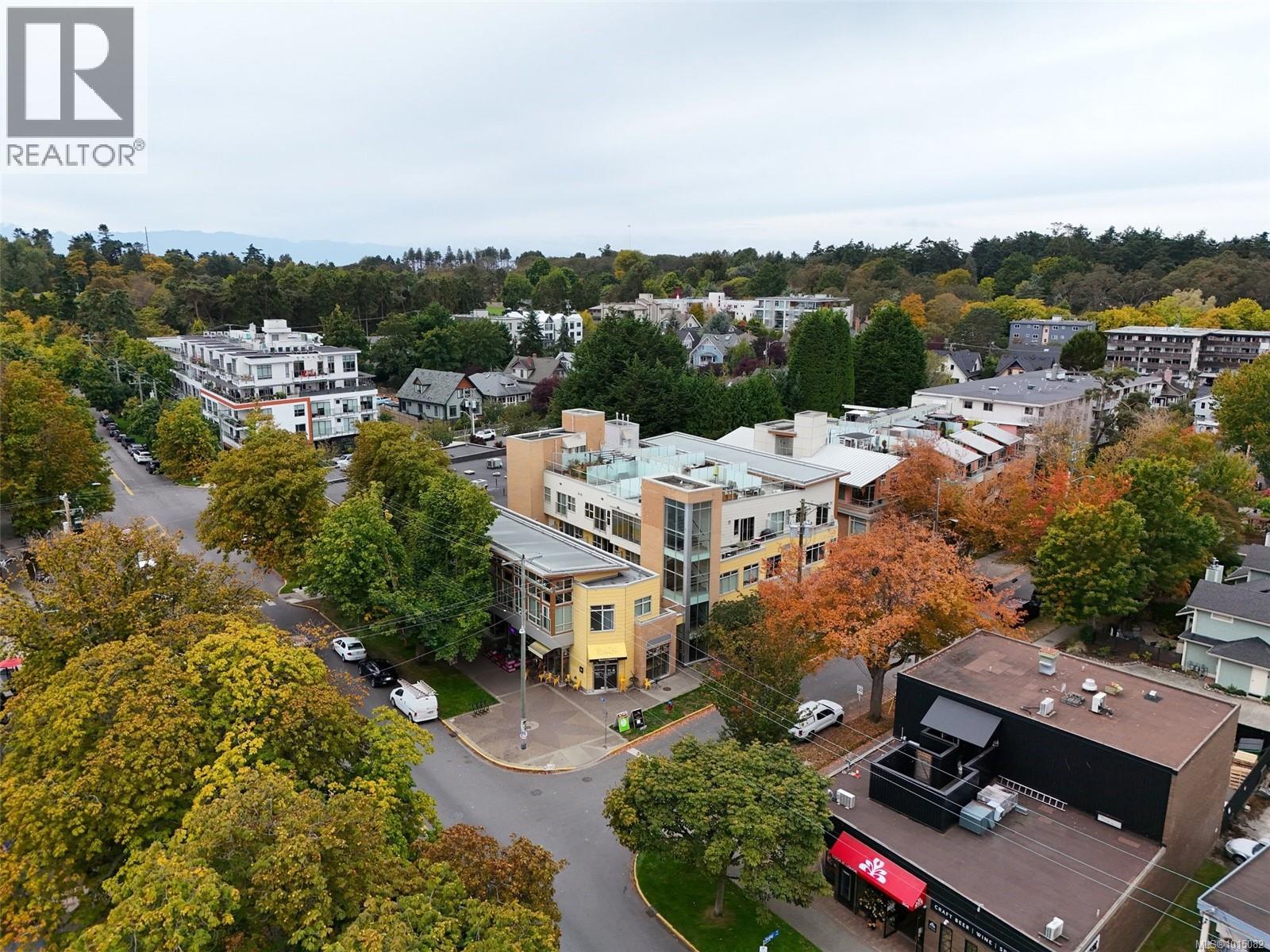 211 240 Cook Street, Victoria