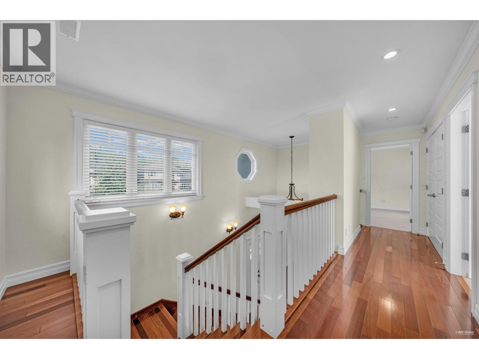 1138 INGLEWOOD AVENUE, West Vancouver