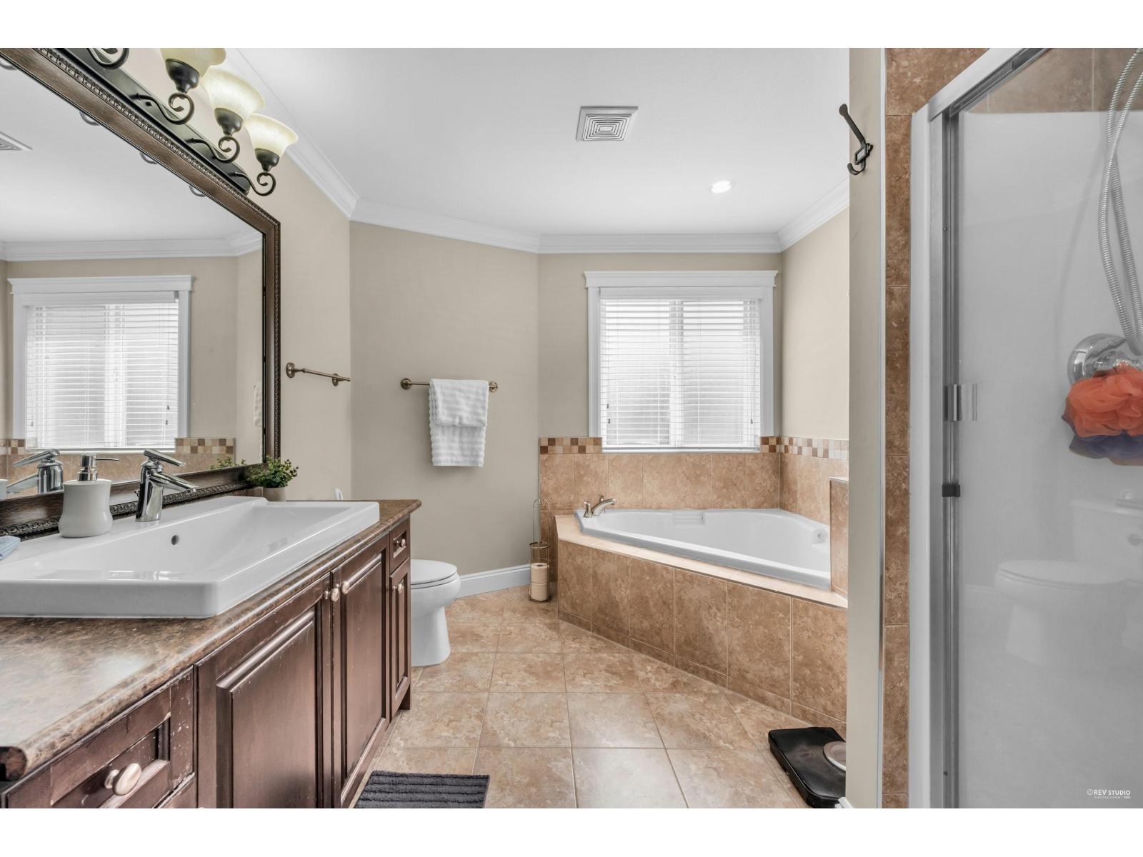 14270 65 AVENUE, Surrey
