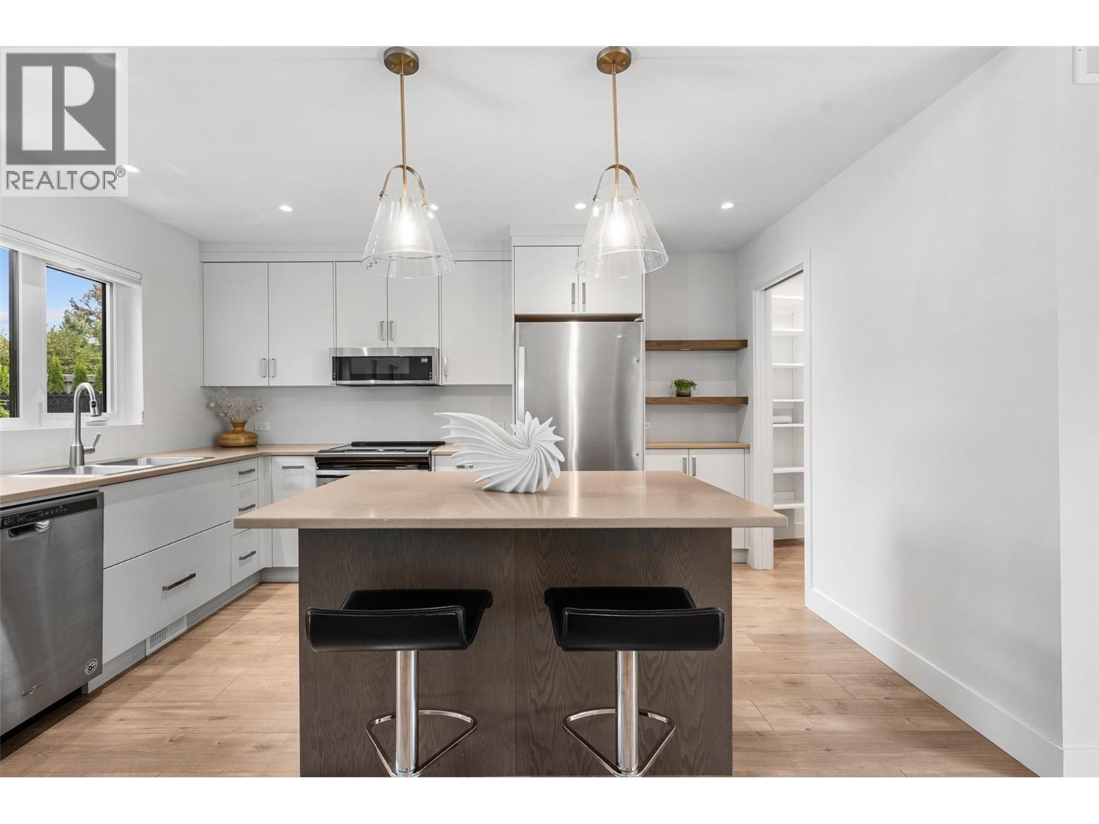  410 Sarsons Road, Kelowna