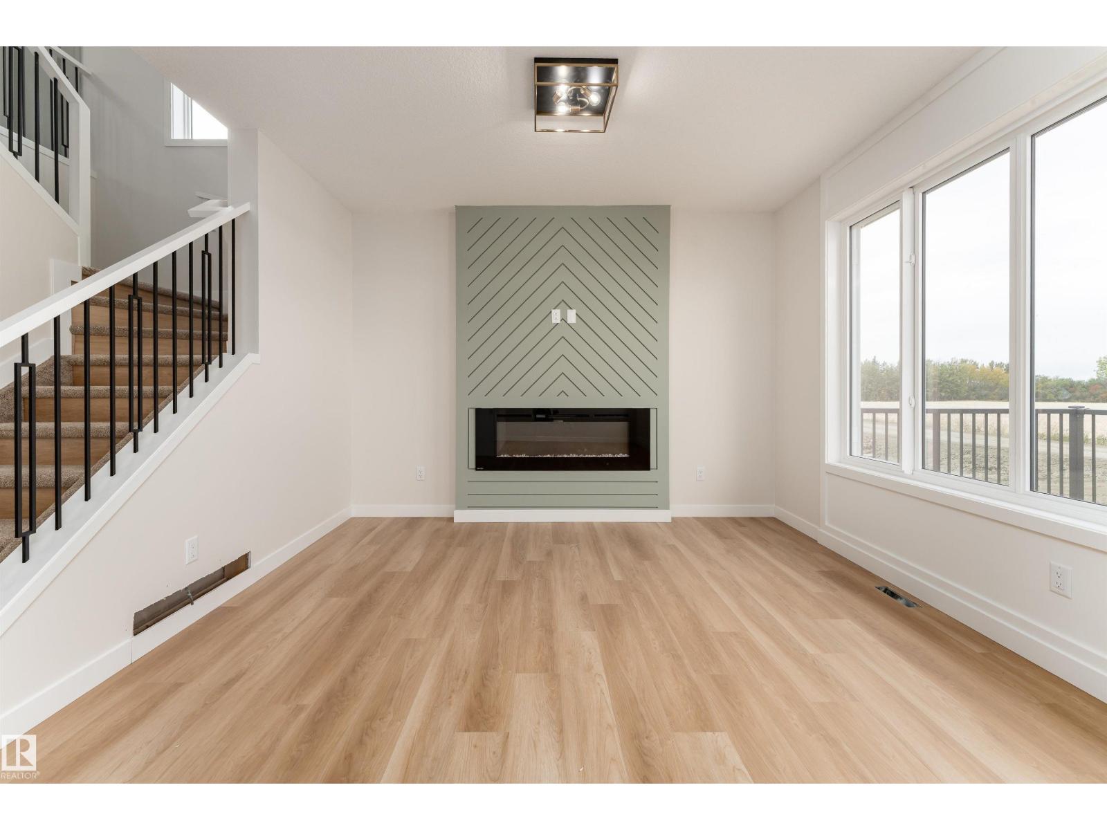 105 Patriot Way, Spruce Grove