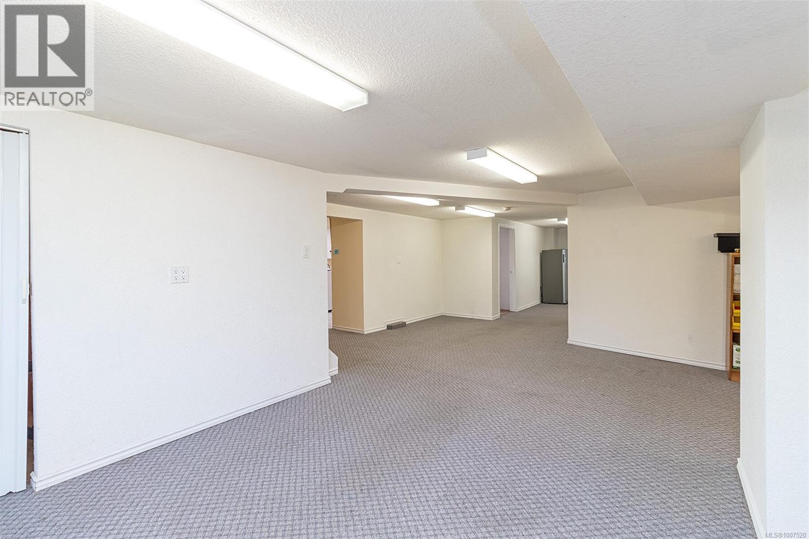 297 Gill Rd, Ladysmith