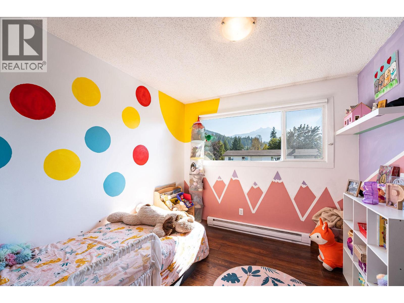 163 Pearkes Drive, Revelstoke