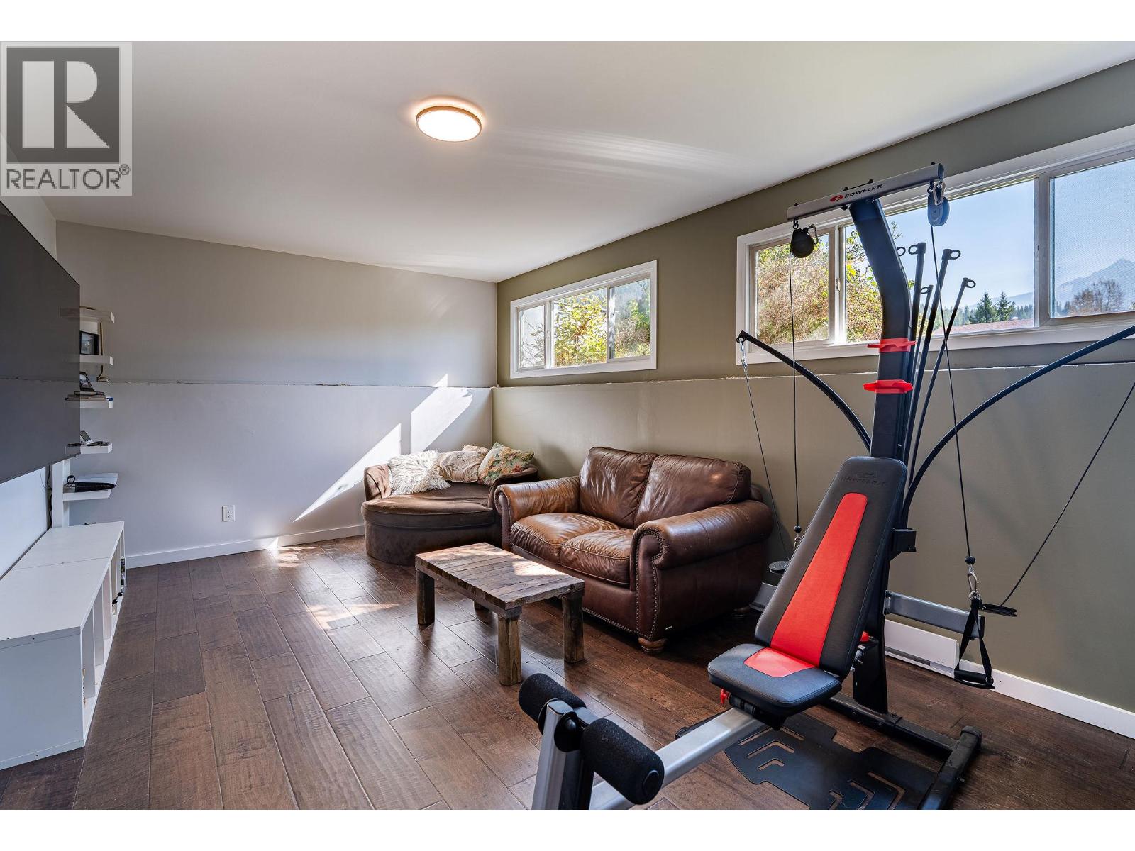 163 Pearkes Drive, Revelstoke