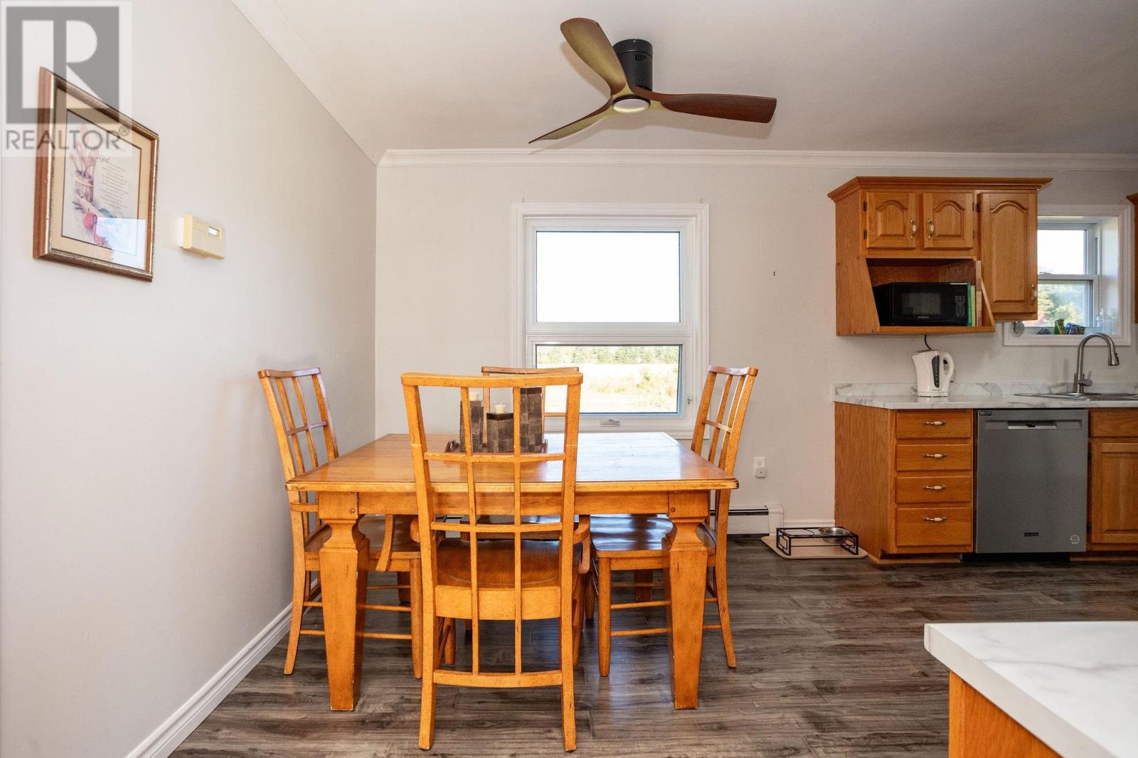 616 Valleyfield Road - 17
