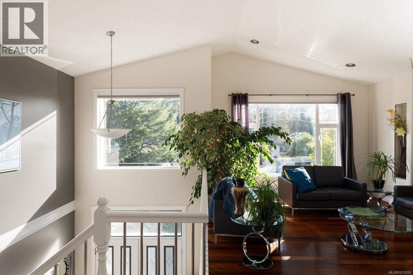  3908A Ascot Drive, Saanich