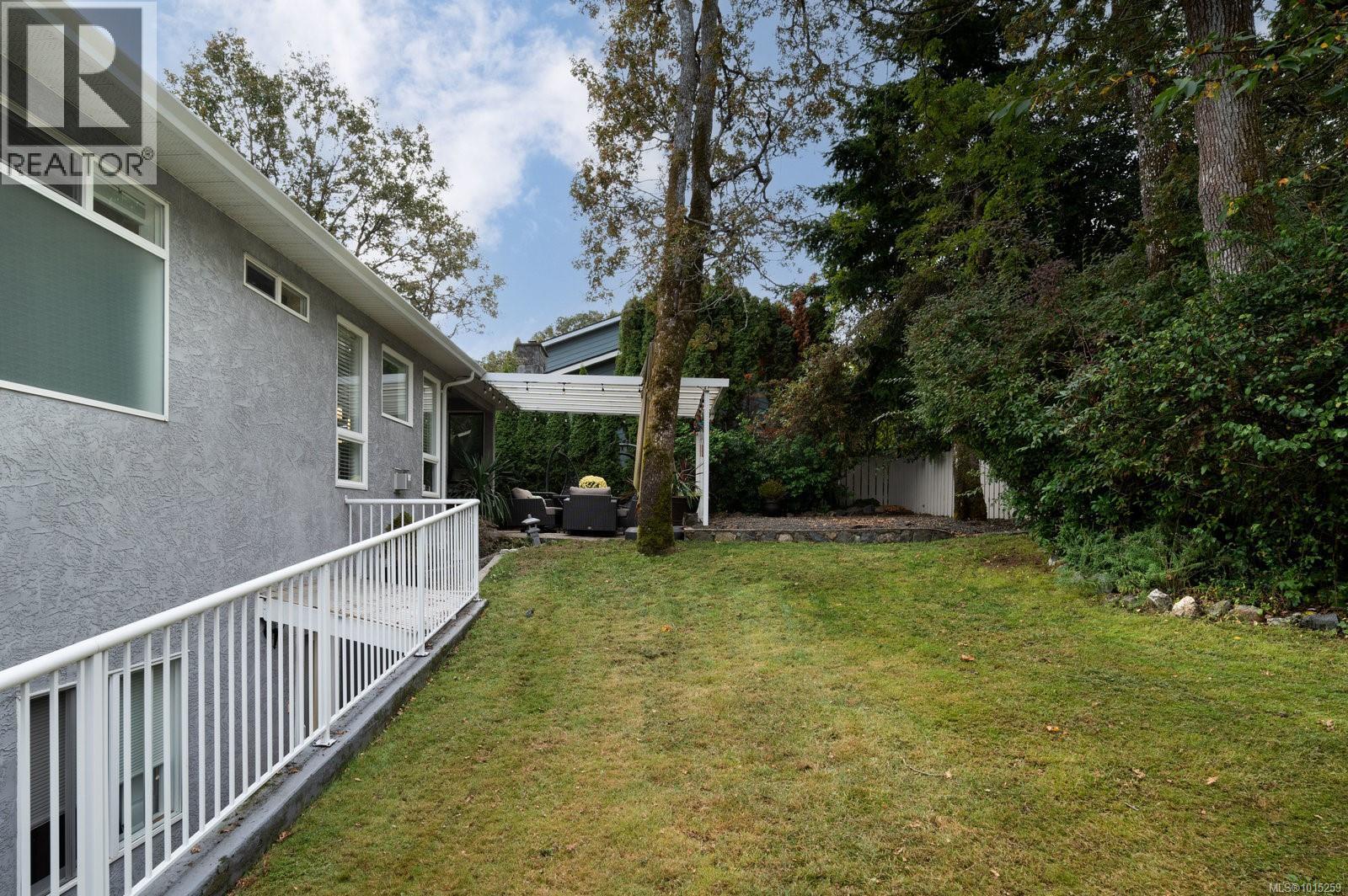 3908A Ascot Drive, Saanich