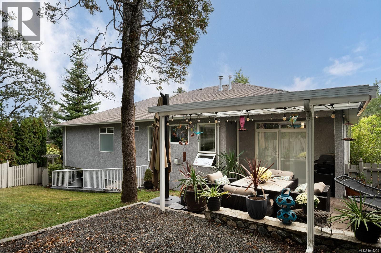 3908A Ascot Drive, Saanich