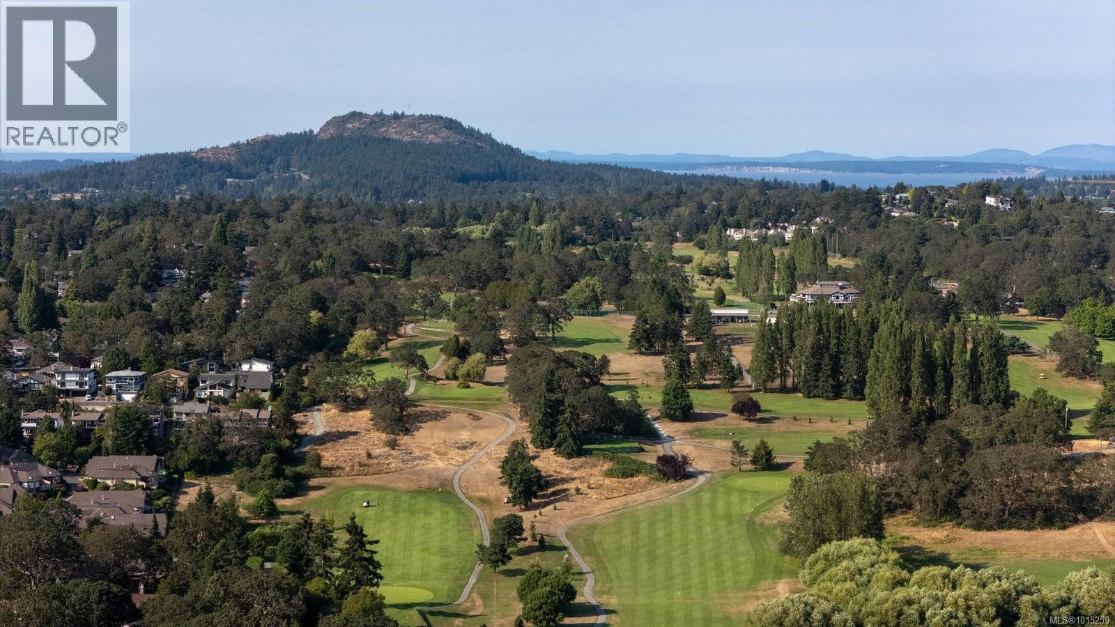  3908A Ascot Drive, Saanich