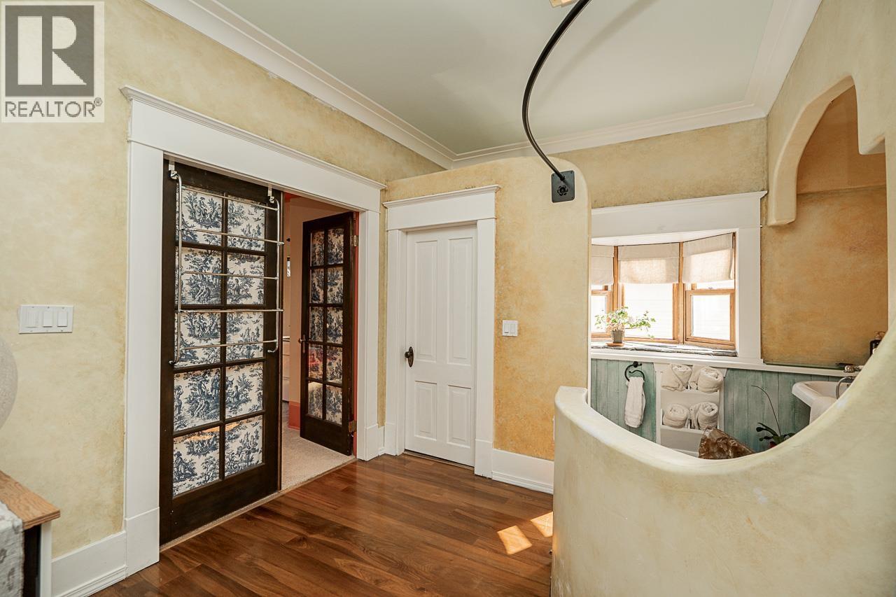 830 E 14TH AVENUE, Vancouver