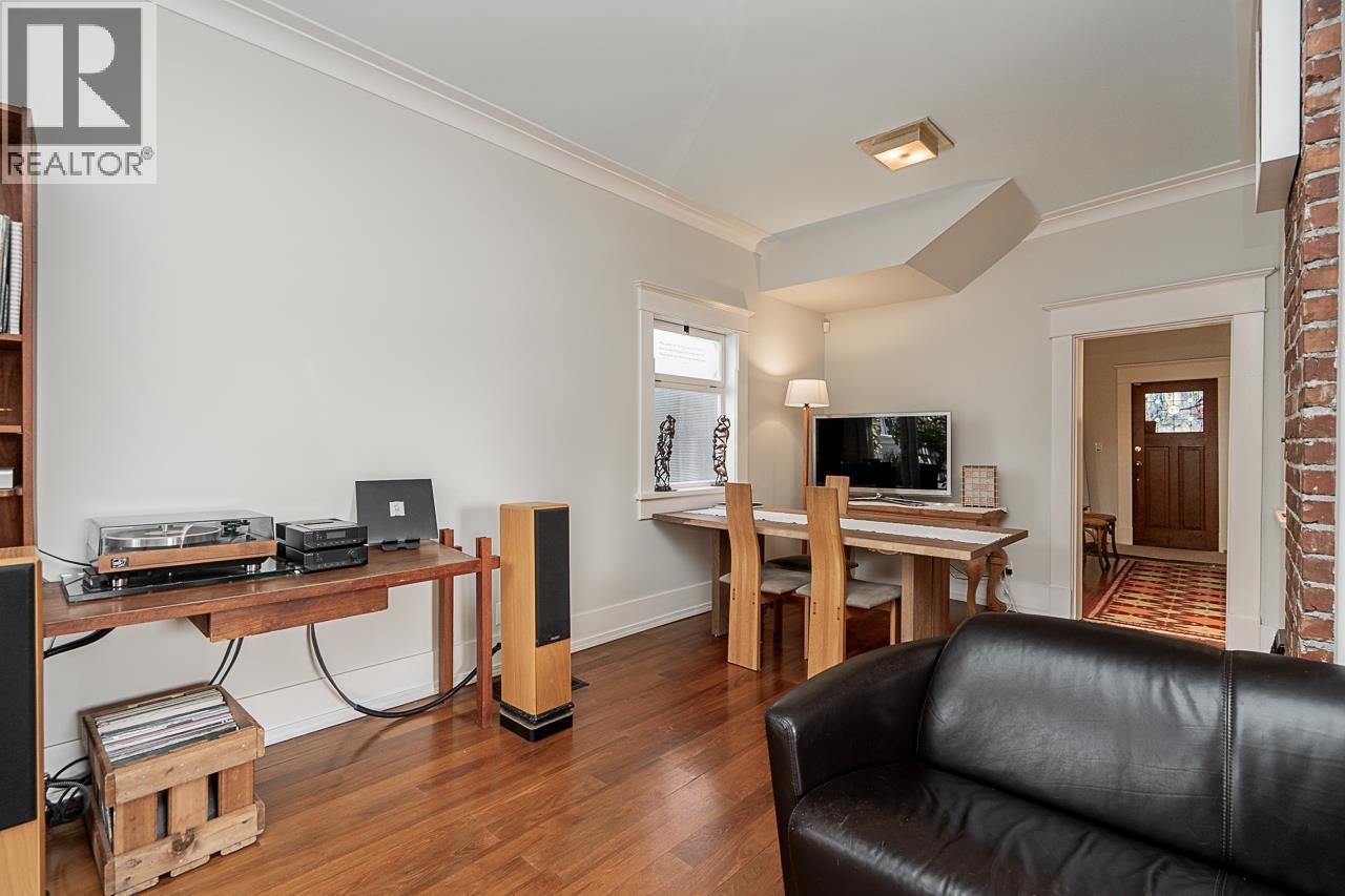 830 E 14TH AVENUE, Vancouver