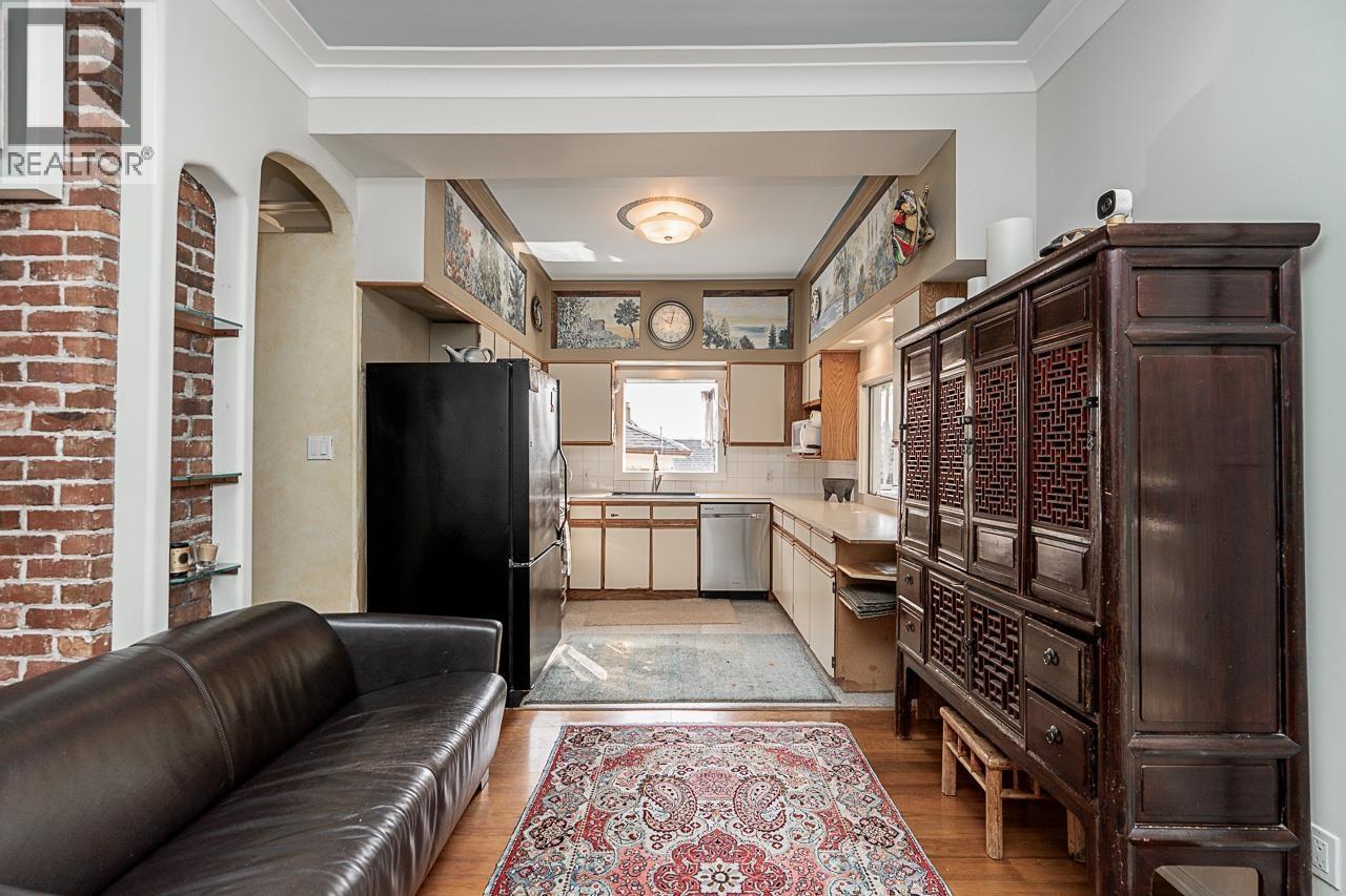 830 E 14TH AVENUE, Vancouver