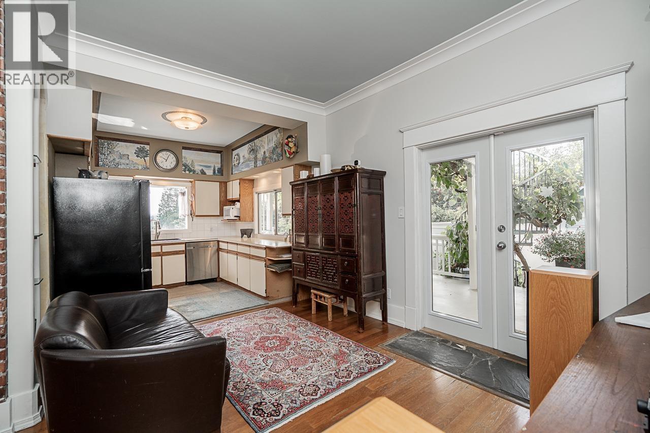 830 E 14TH AVENUE, Vancouver