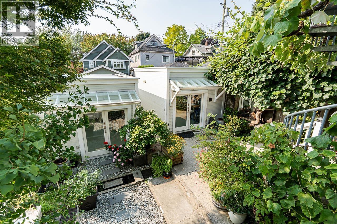 830 E 14TH AVENUE, Vancouver