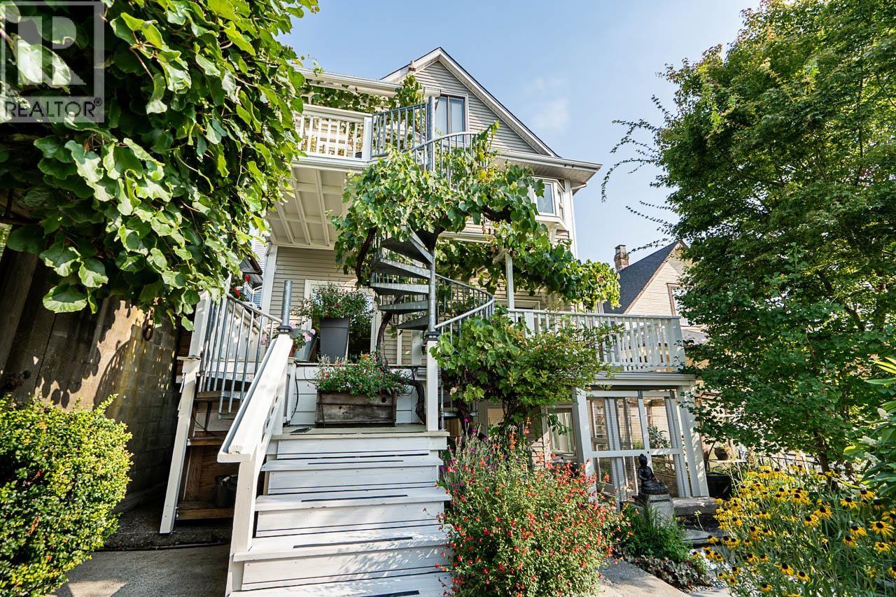 830 E 14TH AVENUE, Vancouver