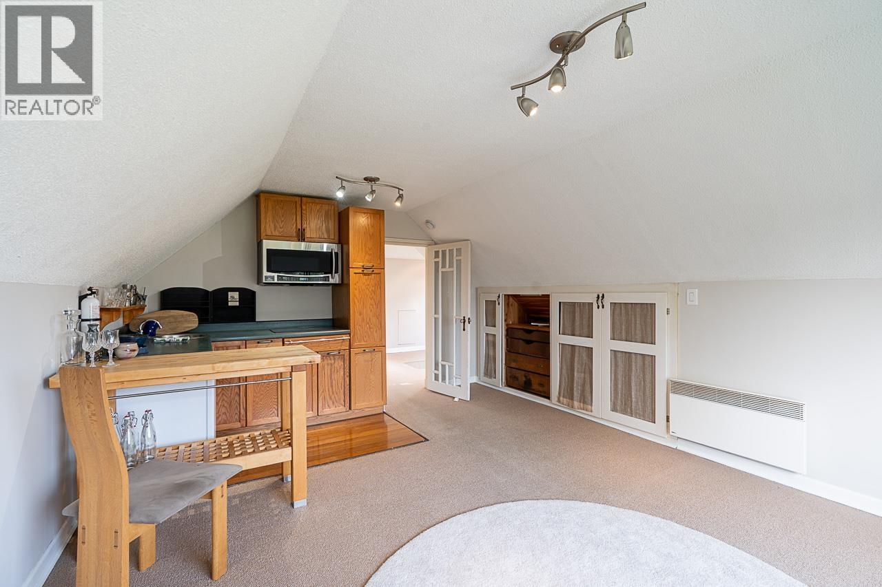 830 E 14TH AVENUE, Vancouver