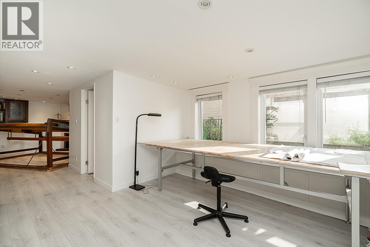830 E 14TH AVENUE, Vancouver
