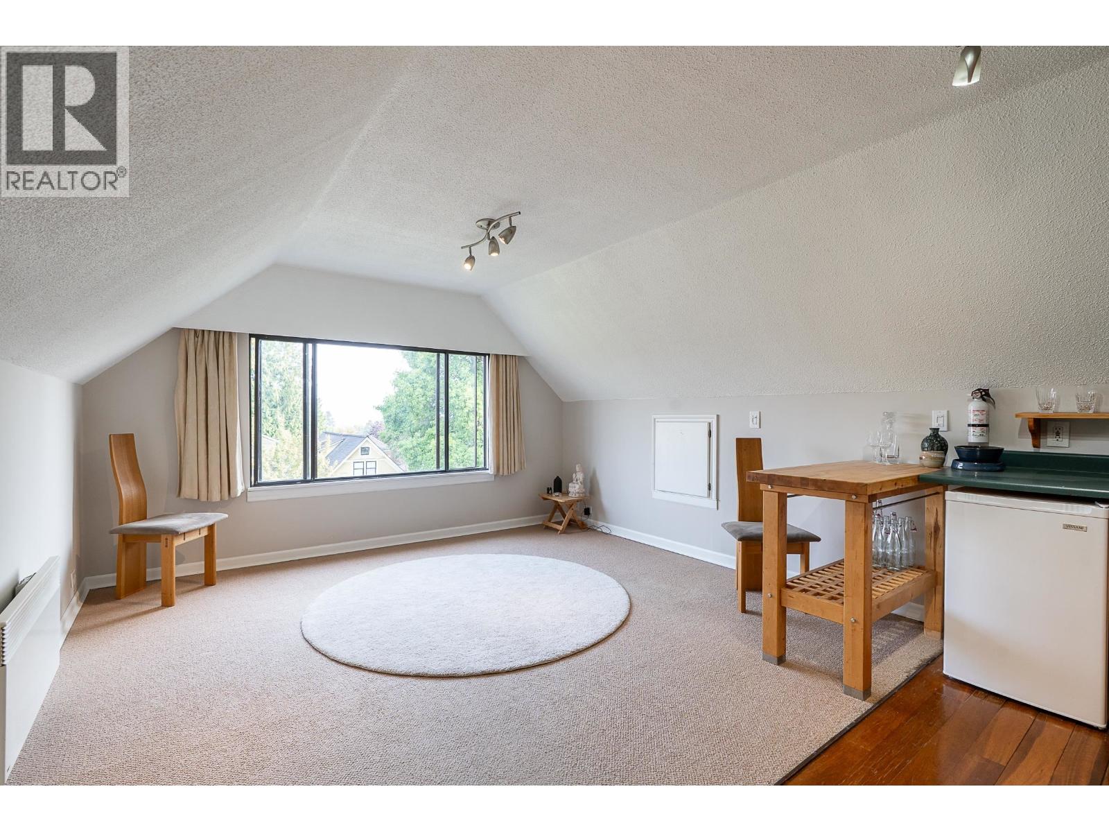 830 E 14TH AVENUE, Vancouver