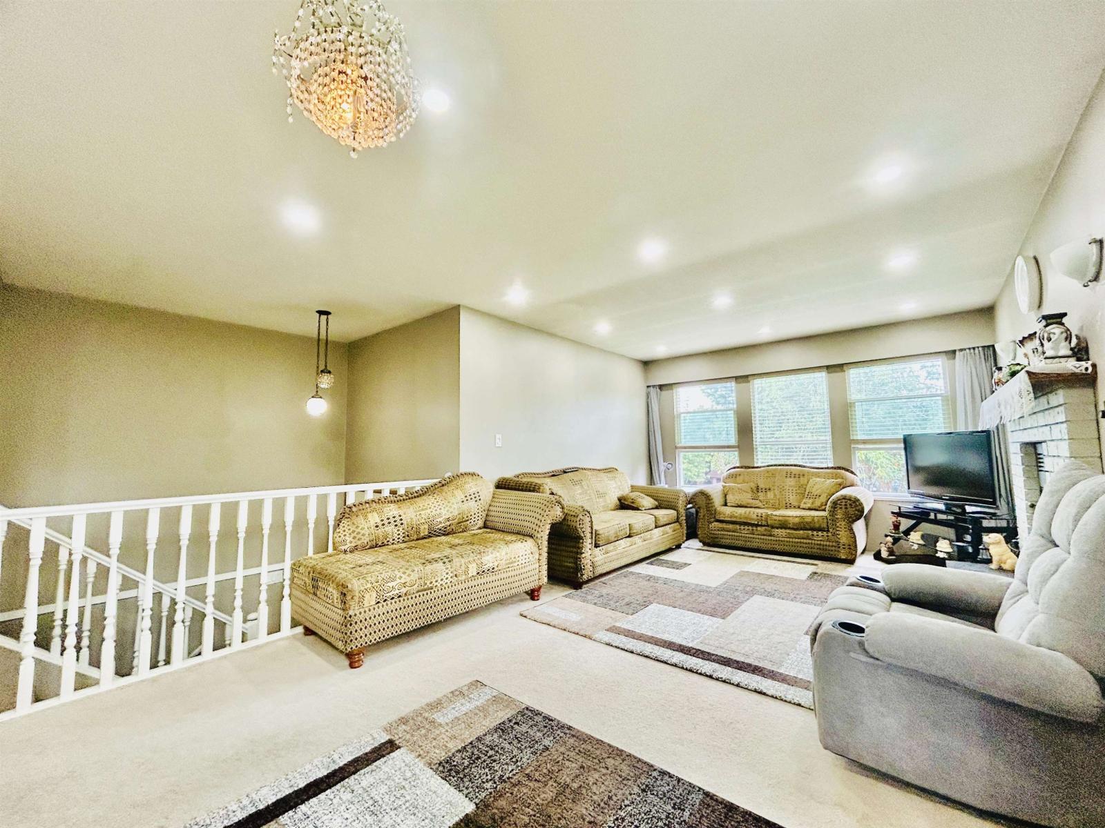 6591 130A STREET, Surrey