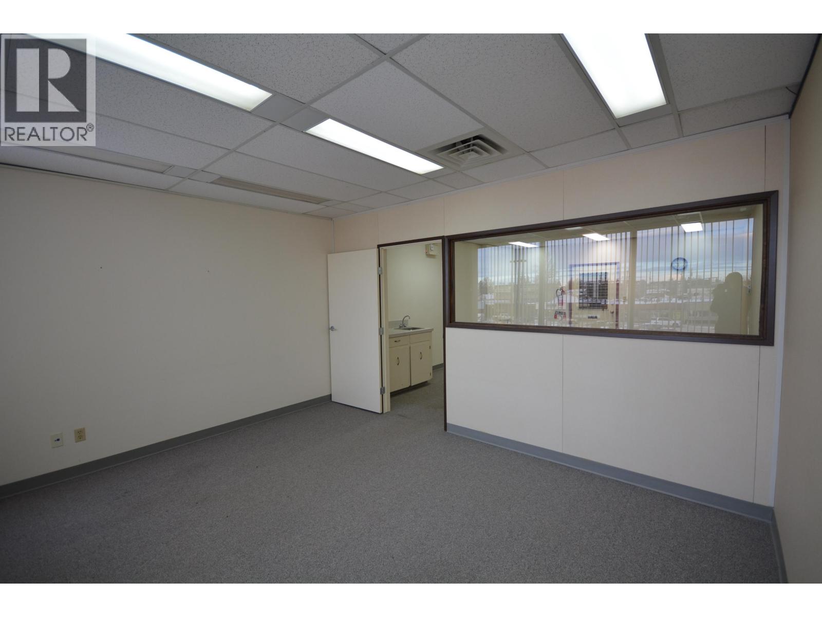 Office in Fort St. John - Image 5