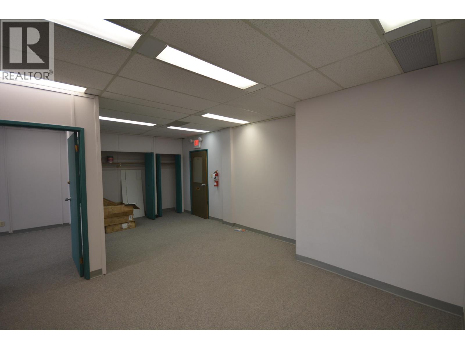 Office in Fort St. John - Image 8