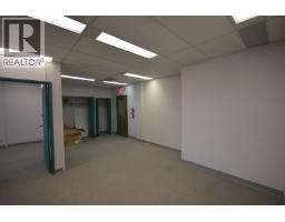 340 9904 100 Avenue, Fort St  John, BC V1J1Y5 Photo 8