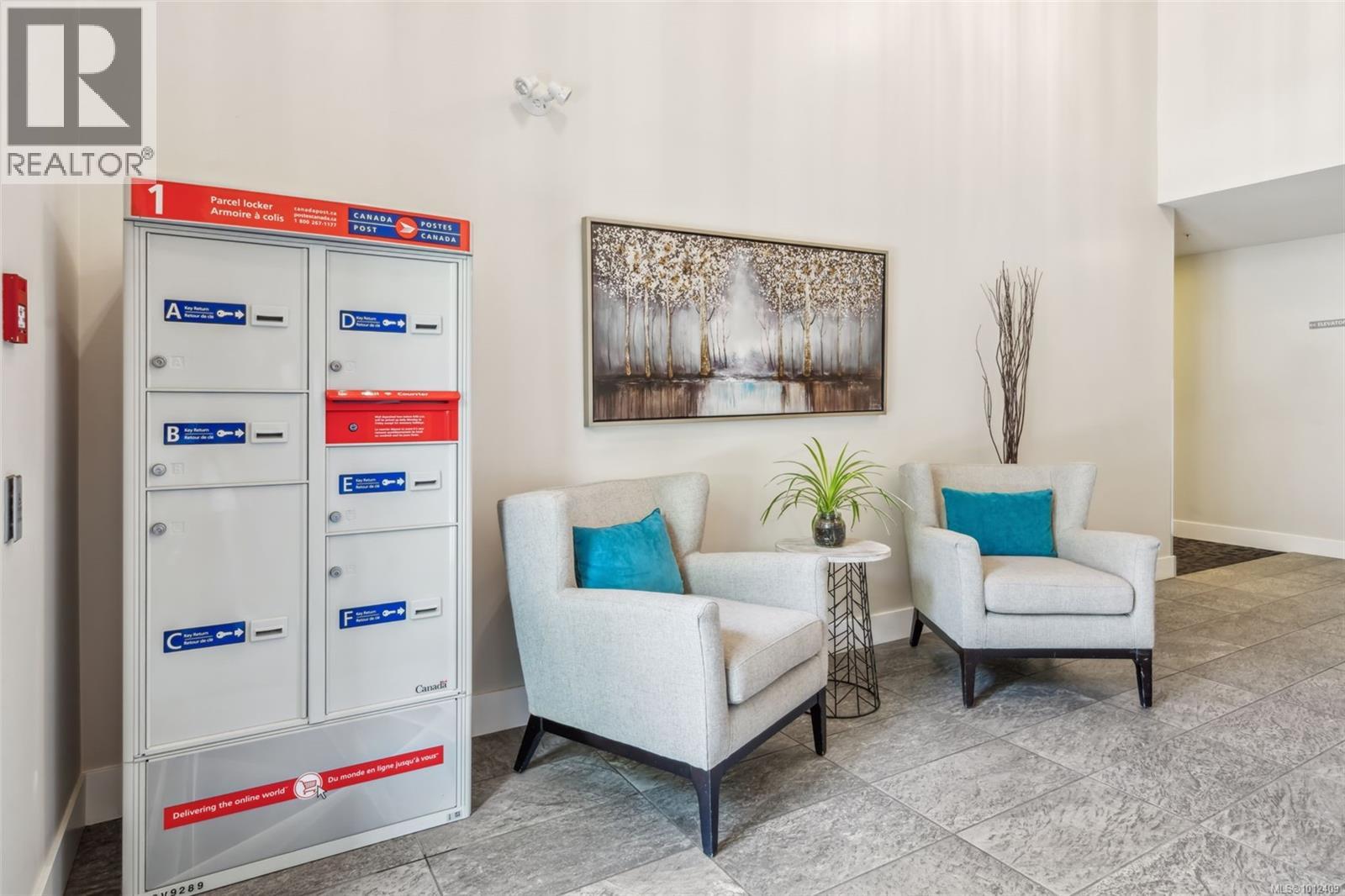 304 1011 Burdett Avenue, Victoria
