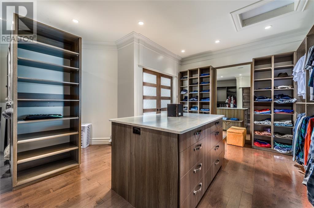 293 Buckingham Drive - Image 24