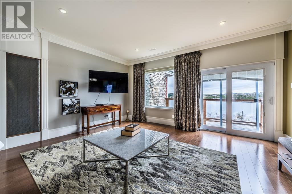 293 Buckingham Drive - Image 25