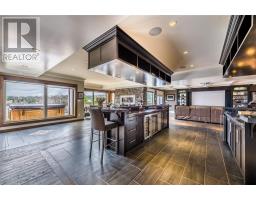 293 Buckingham Drive thumbnail 13