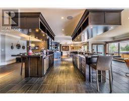 293 Buckingham Drive thumbnail 15