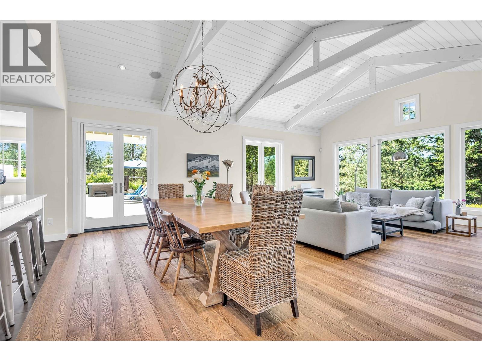2376 Saucier Road, Kelowna