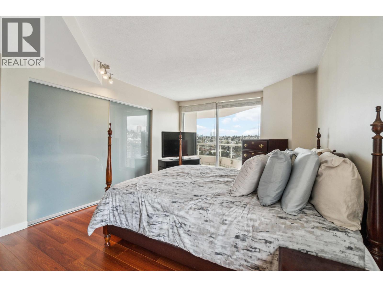 1903 1245 QUAYSIDE DRIVE, New Westminster