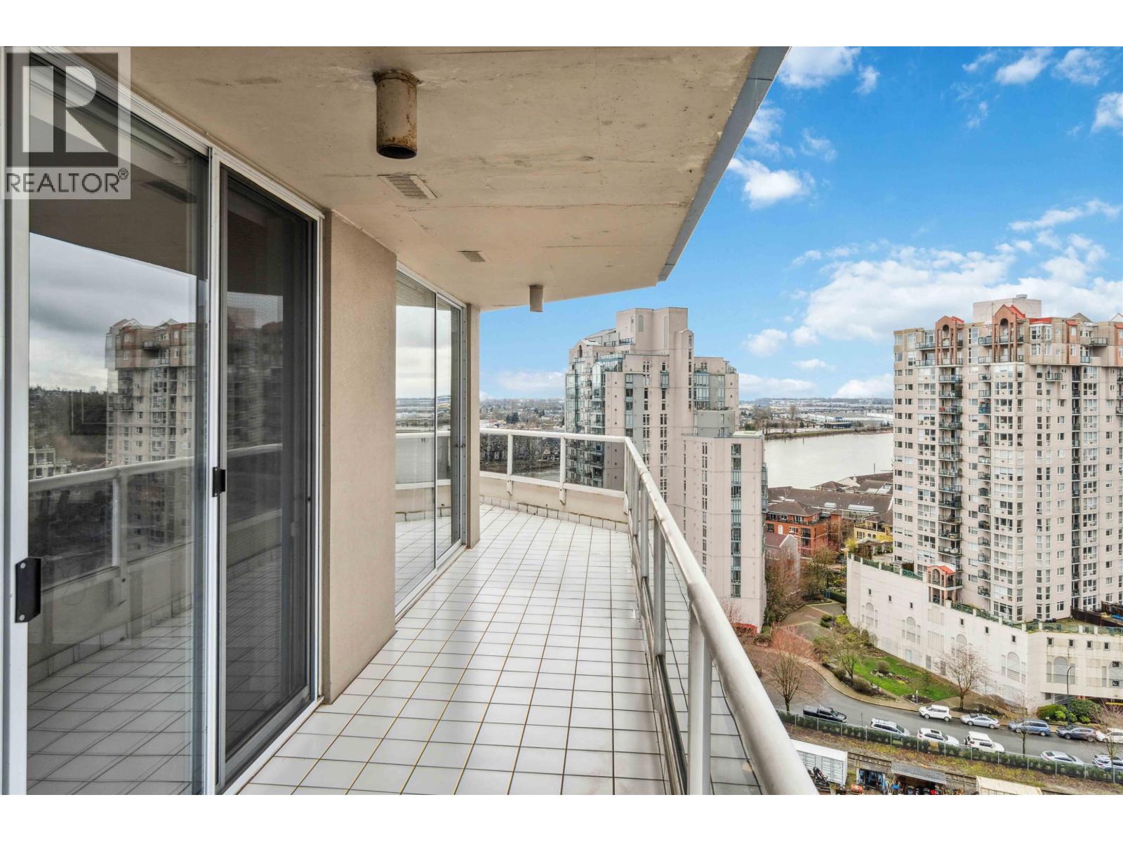 1903 1245 QUAYSIDE DRIVE, New Westminster