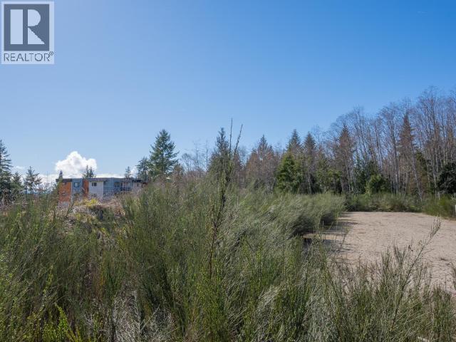 4893 FERNWOOD AVE, Powell River